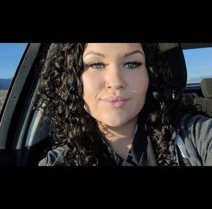 Meet your Posher, Isabella